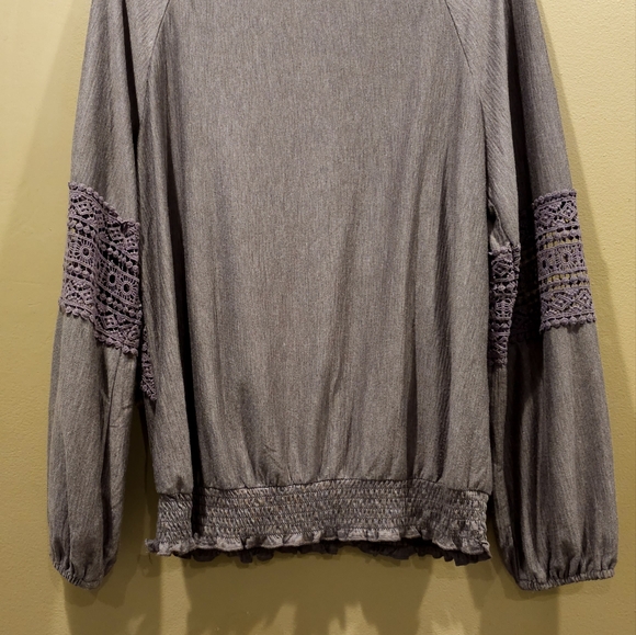 Knox Rose Purple Lace Detail Women's Top - Picture 9 of 14